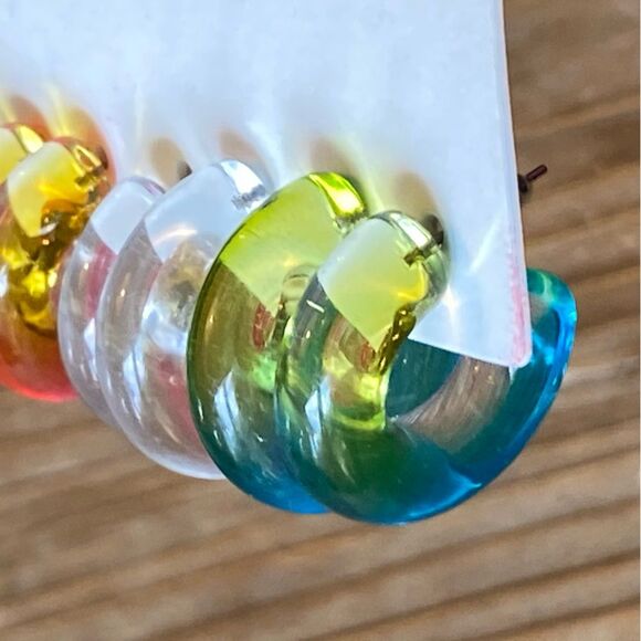 New Gradient Acrylic Hoops - Picture 2 of 10